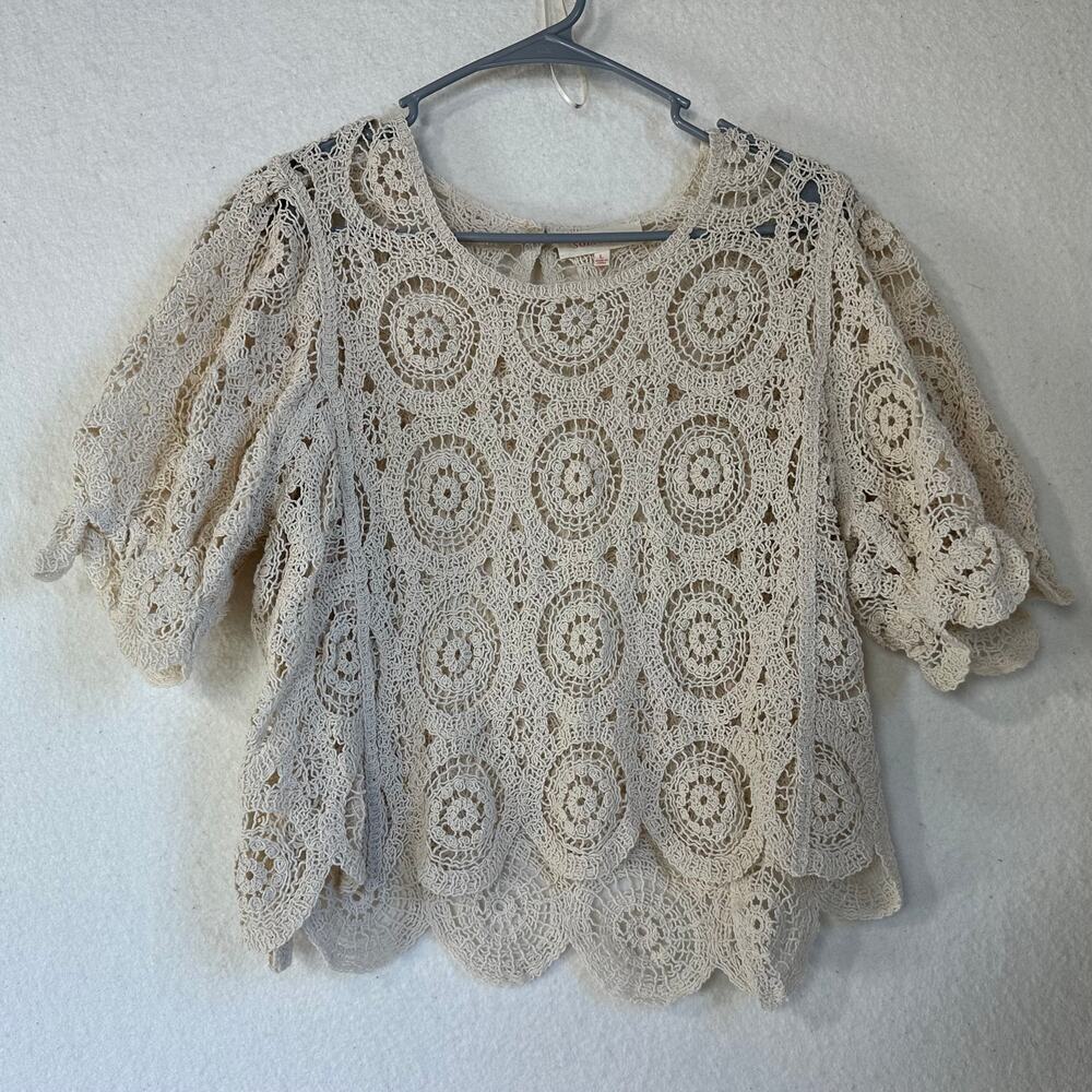 Solitaire Women's Ivory Boho Chic Medallion Crochet Layering Top Size Large